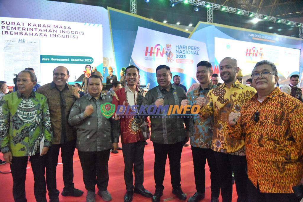 Bupati Tapsel Hadiri HPN Bersama Presiden RI