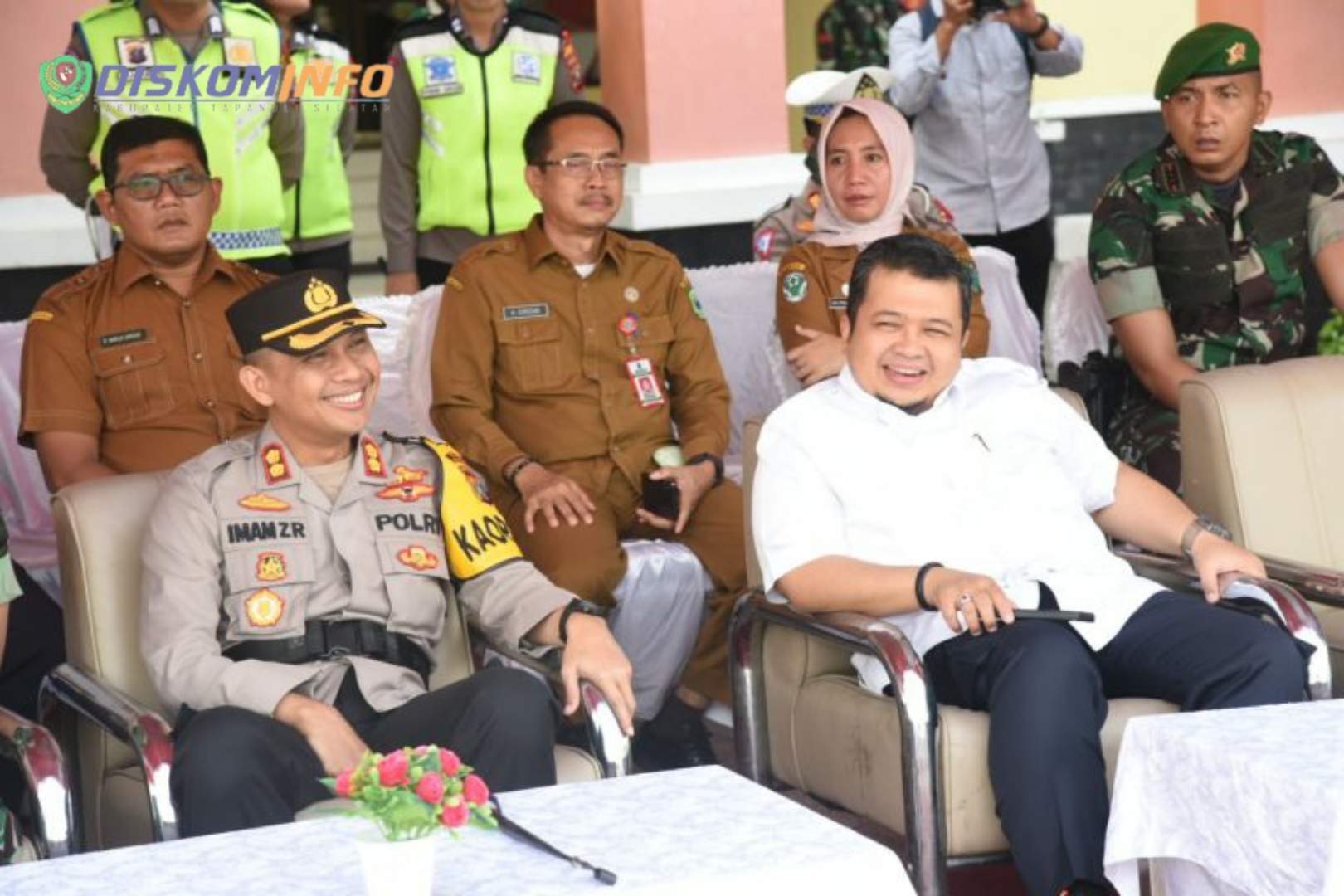 Bupati Tapsel Hadiri Apel Pasukan Operasi Ketupat Toba Tahun 2023 di Paluta