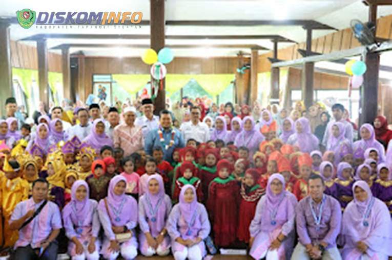 Bupati Harapkan PAUD Di Tapsel Segera Menyesuaikan Intruksi Kemendikbudristek