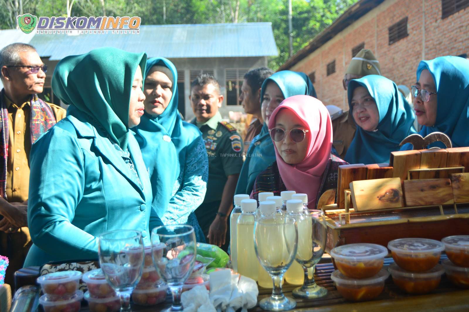 Monitoring Desa Binaan, Ketua TP PKK Sumut apresiasi Tapsel yang sukses menurunkan angka stunting