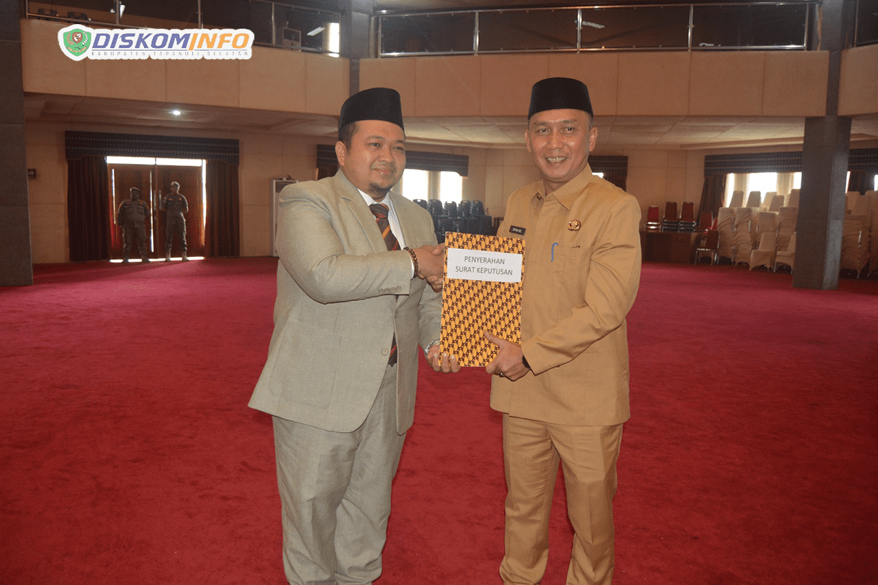 Bupati Dolly Lantik Sofyan Adil Jadi Sekda Tapsel